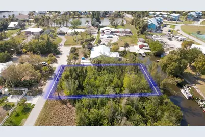 5350 Marina Dr, Bokeelia, FL 33922 - Photo 3