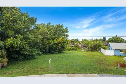 947 Iris Dr, North Fort Myers, FL 33903 - Photo 7