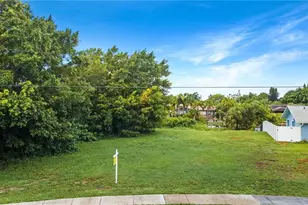 947 Iris Dr, North Fort Myers, FL 33903 - Photo 7