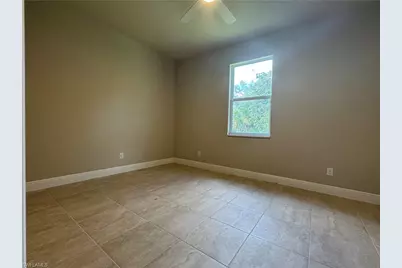 1304 Andover Dr, Labelle, FL 33935 - Photo 9