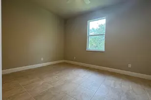 1304 Andover Dr, Labelle, FL 33935 - Photo 9