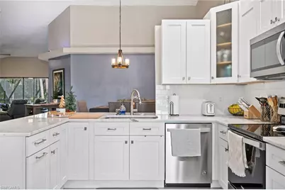 17611 Marco Island Ln, Fort Myers, FL 33908 - Photo 11