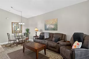 15441 Bellamar Cir, Fort Myers, FL 33908 - Photo 11