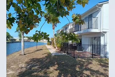 1300 SE 7th St #101, Cape Coral, FL 33990 - Photo 3