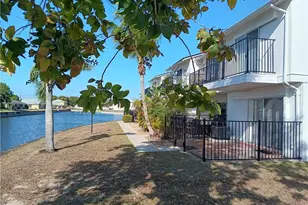 1300 SE 7th St, Cape Coral, FL 33990 - Photo 3