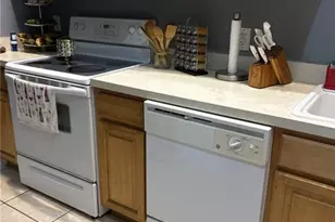 4402 Douglas Ln, Lehigh Acres, FL 33973 - Photo 9