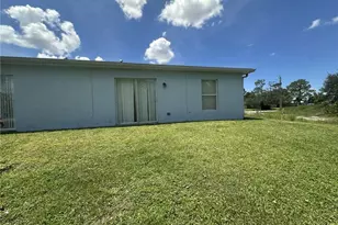 4402 Douglas Ln, Lehigh Acres, FL 33973 - Photo 7