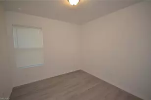 2197 Davis Ct, Fort Myers, FL 33916 - Photo 9