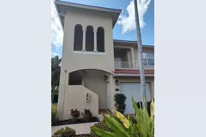8521 Oakshade Cir #421, Fort Myers, FL 33919 - Photo 1