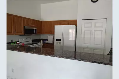 8521 Oakshade Cir #421, Fort Myers, FL 33919 - Photo 3