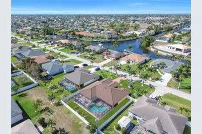 4013 SW 17th Ave, Cape Coral, FL 33914 - Photo 39