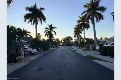 10325 Fire Flag Trl, Fort Myers, FL 33905 - Photo 21