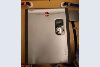 10325 Fire Flag Trl, Fort Myers, FL 33905 - Photo 25