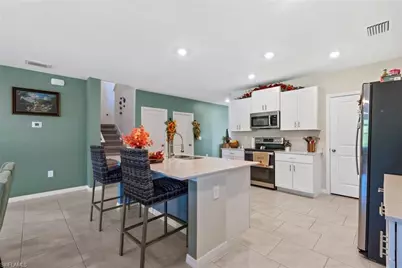 19972 Green Pasture Rd, Lehigh Acres, FL 33974 - Photo 11