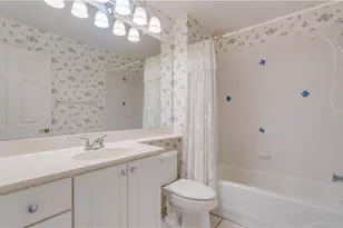 9210 Lalique Ln, Fort Myers, FL 33919 - Photo 31