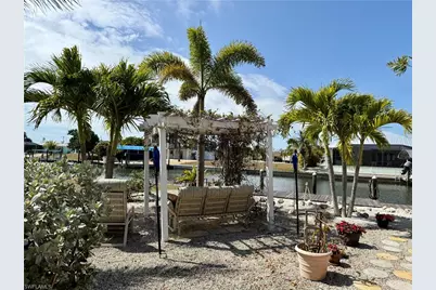 2963 Cussell Dr, Saint James City, FL 33956 - Photo 27