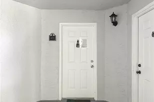 13505 Eagle Ridge Dr, Fort Myers, FL 33912 - Photo 5