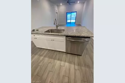 117/121 SE 13th St, Cape Coral, FL 33990 - Photo 7