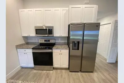 117/121 SE 13th St, Cape Coral, FL 33990 - Photo 5