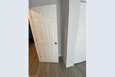 117/121 SE 13th St, Cape Coral, FL 33990 - Photo 15