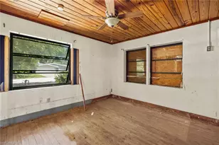 1155 Seagrape Ln, Sanibel, FL 33957 - Photo 11