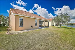 9918 Las Casas Dr, Fort Myers, FL 33919 - Photo 5