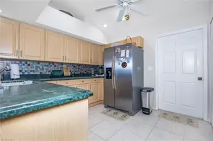 1630 SW 9th Pl, Cape Coral, FL 33991 - Photo 7