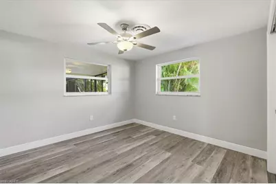 5051 Fairfield Dr, Fort Myers, FL 33919 - Photo 19