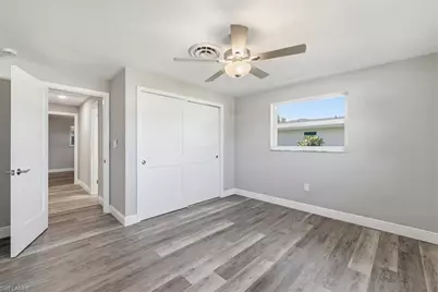 5051 Fairfield Dr, Fort Myers, FL 33919 - Photo 23