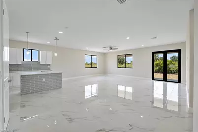 617 Chestnut St E, Lehigh Acres, FL 33974 - Photo 41