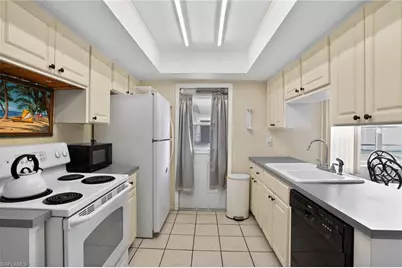 2312 Orange St, Lehigh Acres, FL 33936 - Photo 7