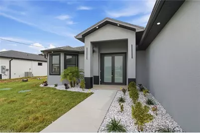 806 Fred Ave N, Lehigh Acres, FL 33971 - Photo 3