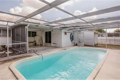 1758 Woodlawn Ave, Fort Myers, FL 33901 - Photo 15