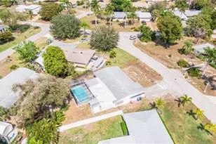 1758 Woodlawn Ave, Fort Myers, FL 33901 - Photo 11