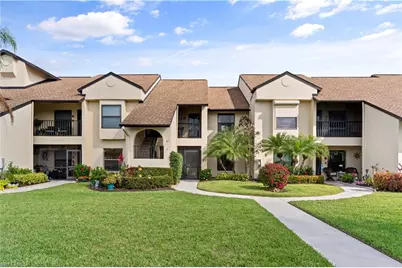 8430 Charter Club Cir #3, Fort Myers, FL 33919 - Photo 5