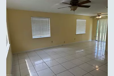 8 Roanoke Dr, Fort Myers, FL 33905 - Photo 9