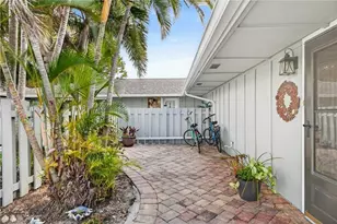 4257 Island Cir, Fort Myers, FL 33919 - Photo 3