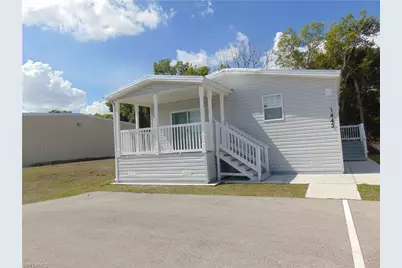 1445 N Bridge St, Labelle, FL 33935 - Photo 1