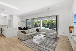 5216 SW 27th Pl, Cape Coral, FL 33914 - Photo 9