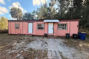 2016 Queen St, North Fort Myers, FL 33917 - Photo 1