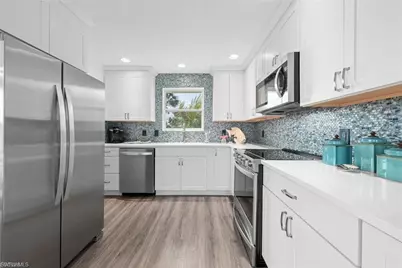 6093 Henderson Rd, Sanibel, FL 33957 - Photo 17