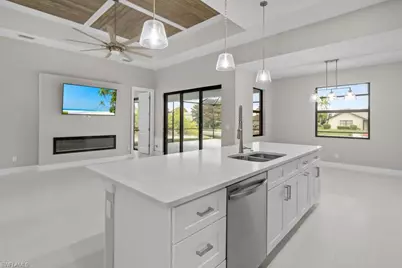 3419 SW 5th Pl, Cape Coral, FL 33993 - Photo 17