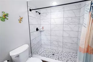 11540 Caravel Cir, Fort Myers, FL 33908 - Photo 11