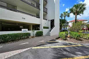 4821 S Landings Dr, Fort Myers, FL 33919 - Photo 33