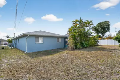 245 SW 32nd Ter, Cape Coral, FL 33914 - Photo 5