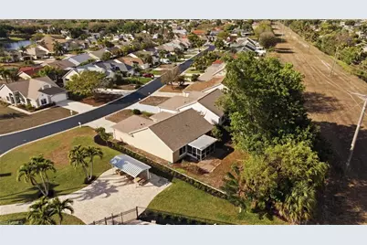 15036 Cloverdale Dr, Fort Myers, FL 33919 - Photo 35