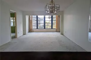 1747 Pebble Beach Dr, Fort Myers, FL 33907 - Photo 15