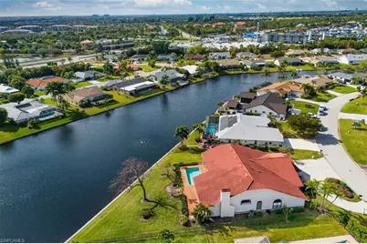 6896 Erin Marie Ct, Fort Myers, FL 33919 - Photo 7