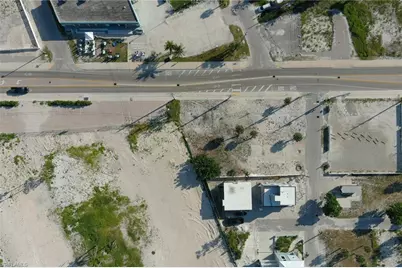 81 Mango St, Fort Myers Beach, FL 33931 - Photo 9