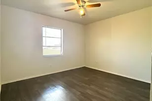 1606 Andalusia Blvd, Cape Coral, FL 33909 - Photo 7